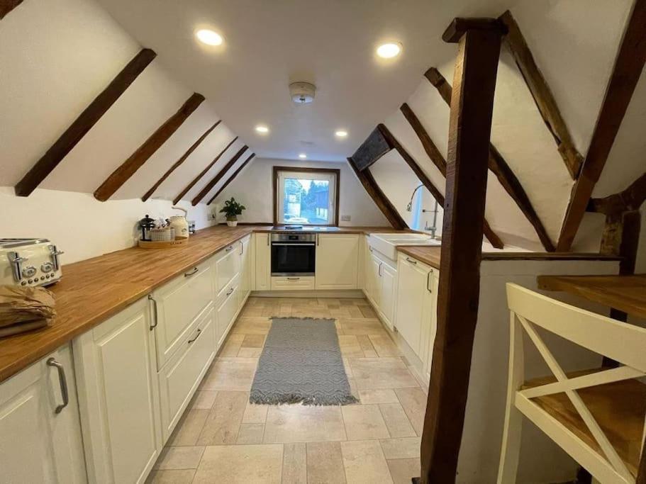 Rural Country Suites - Judge'S Lodge East Grinstead Bagian luar foto