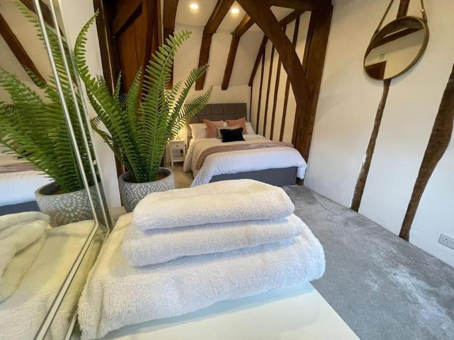 Rural Country Suites - Judge'S Lodge East Grinstead Bagian luar foto