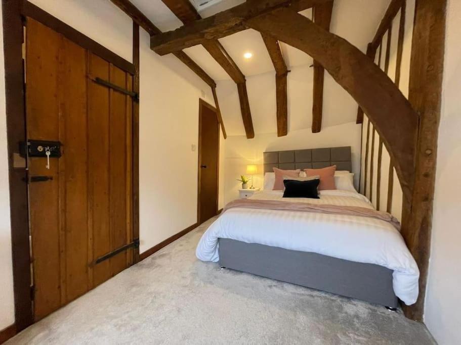 Rural Country Suites - Judge'S Lodge East Grinstead Bagian luar foto