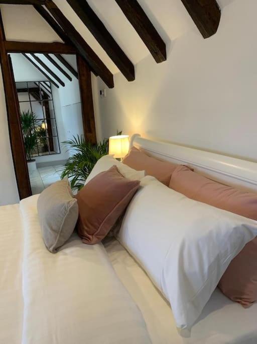 Rural Country Suites - Judge'S Lodge East Grinstead Bagian luar foto